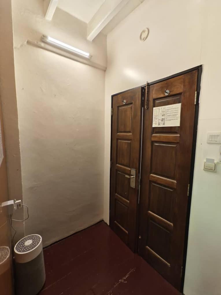 Red Inn Court George Town Exterior photo