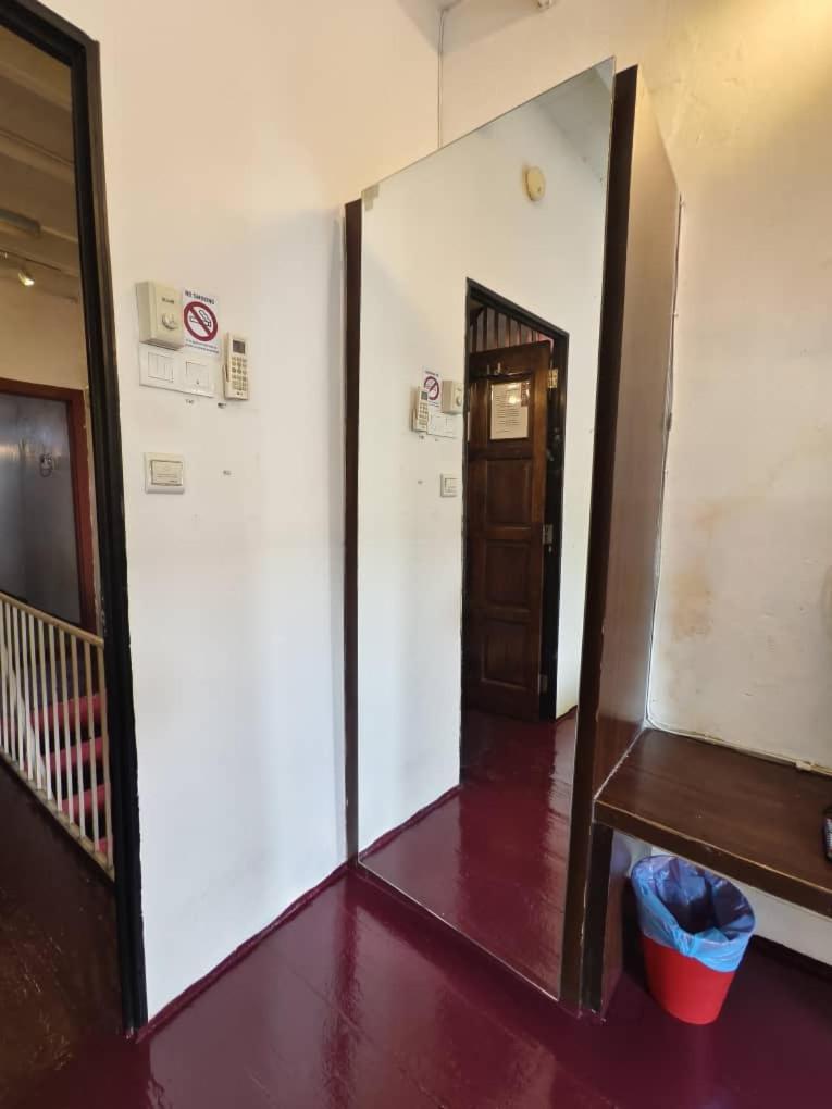Red Inn Court George Town Exterior photo