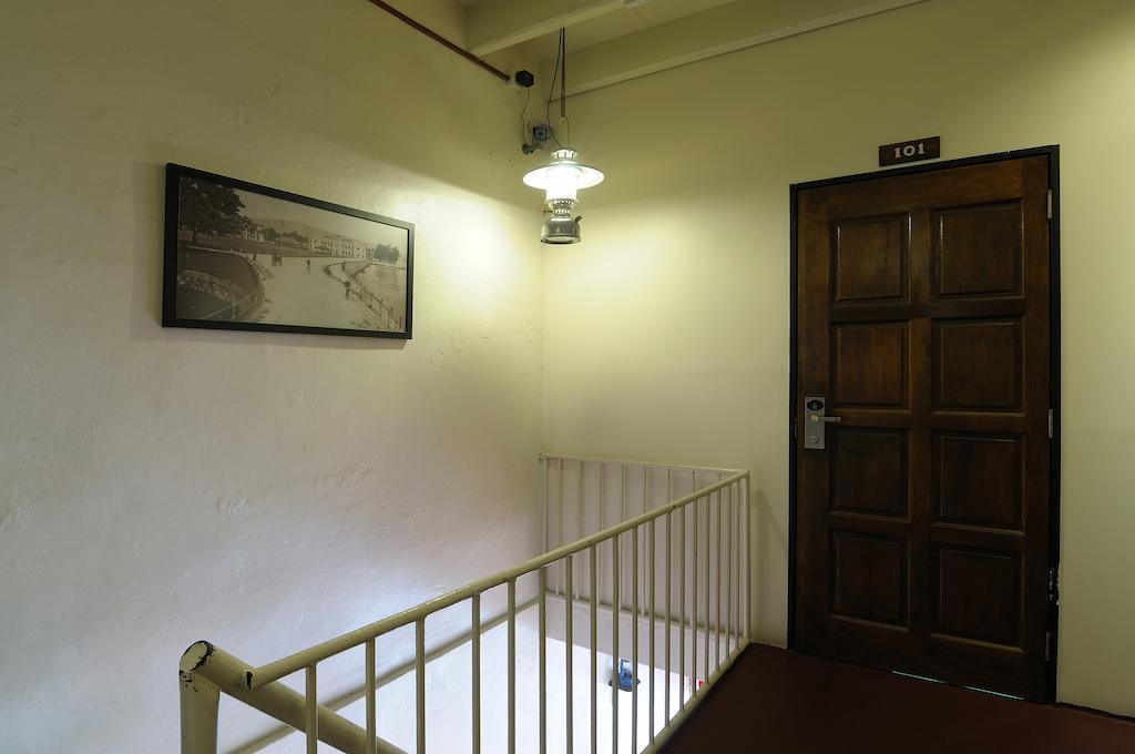 Red Inn Court George Town Exterior photo
